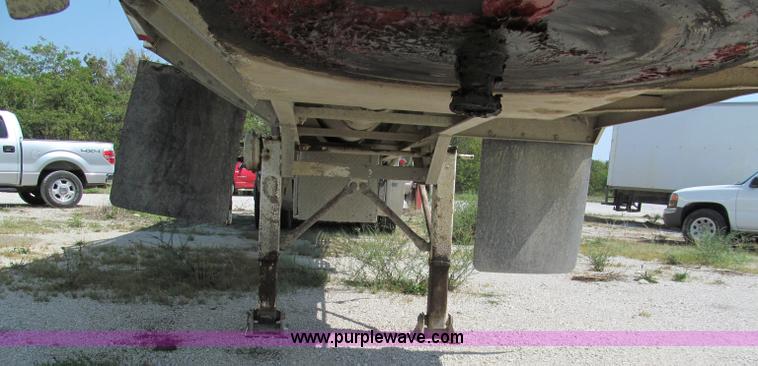 image for item E2100 2007 Ledwell 40' dry bulk trailer