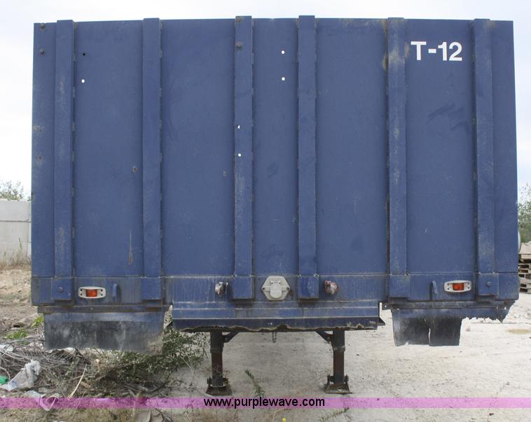 image for item F2637 1985 Dorsey 45' flatbed trailer