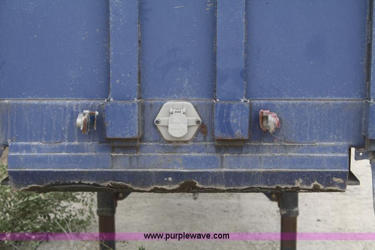 image for item F2637 1985 Dorsey 45' flatbed trailer