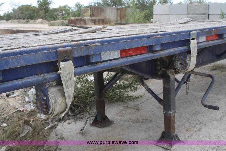 image for item F2637 1985 Dorsey 45' flatbed trailer