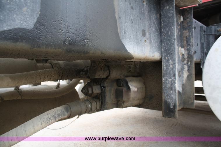 image for item F2639 2001 Kenworth T800B semi truck