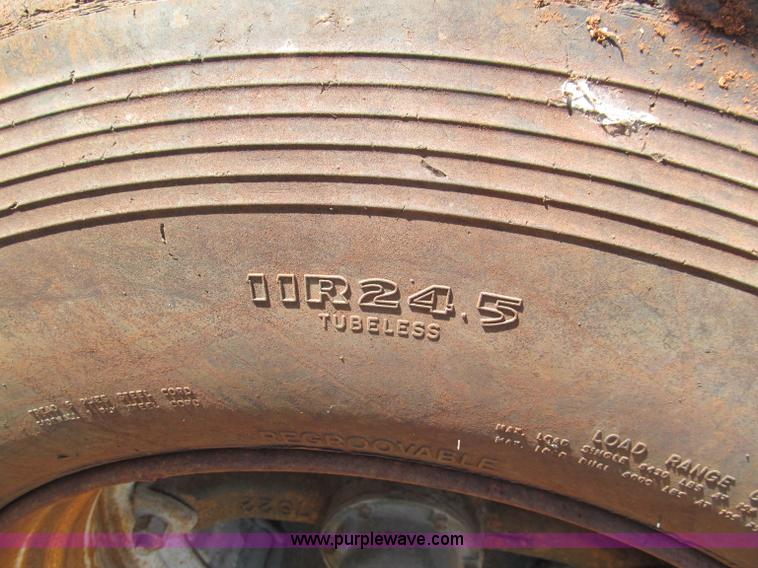 image for item F4606 1994 Gilbreath 40' Minute Man waste transfer trailer