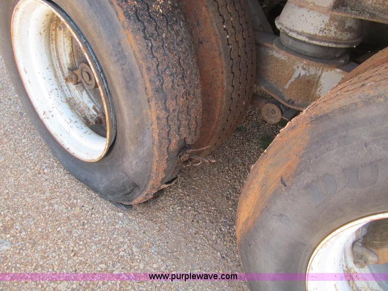 image for item F4606 1994 Gilbreath 40' Minute Man waste transfer trailer