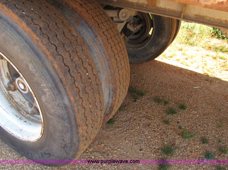 image for item F4606 1994 Gilbreath 40' Minute Man waste transfer trailer