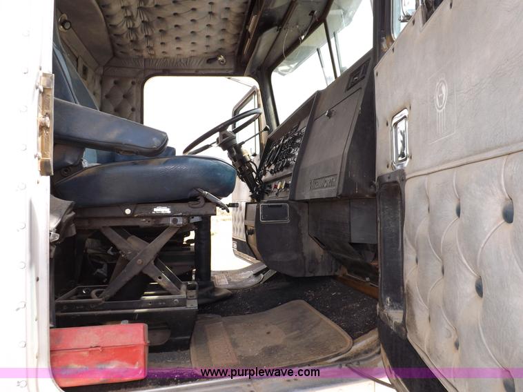 image for item F6038 1985 Kenworth W900 semi truck