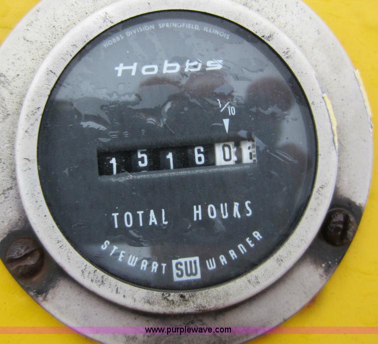 image for item A5618 1975 GMC 6000 drilling truck