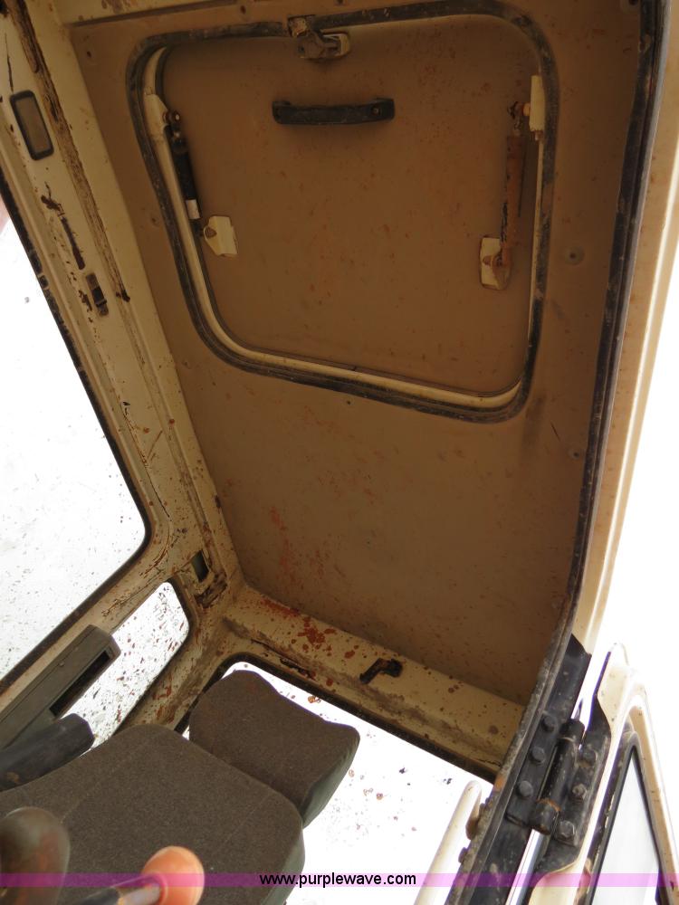 image for item B2489 Daewoo Solar 220LC-III excavator