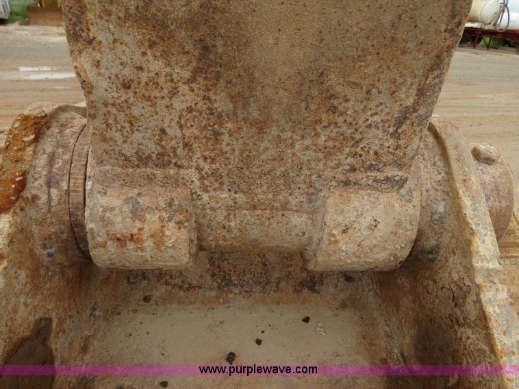 image for item B2489 Daewoo Solar 220LC-III excavator