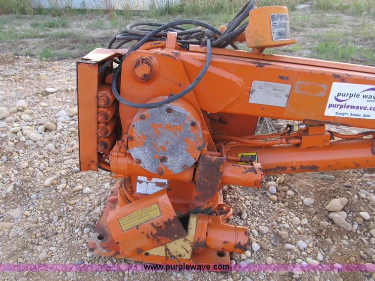 image for item B2819 1988 IMT 2015 truck crane