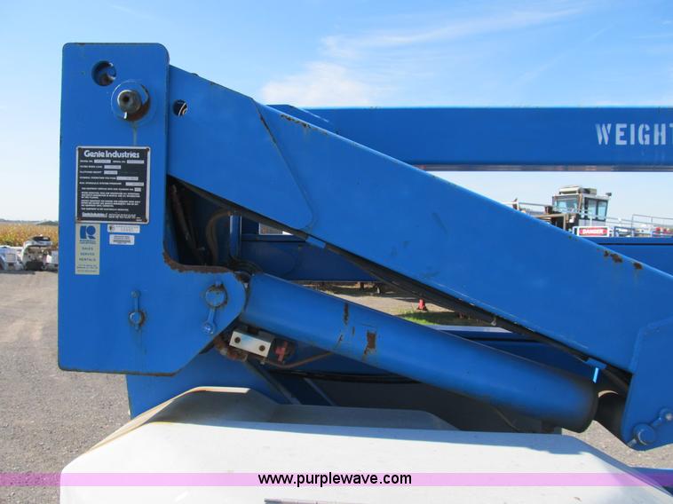 image for item B2883 Genie Z45/22 articulated electric boom lift