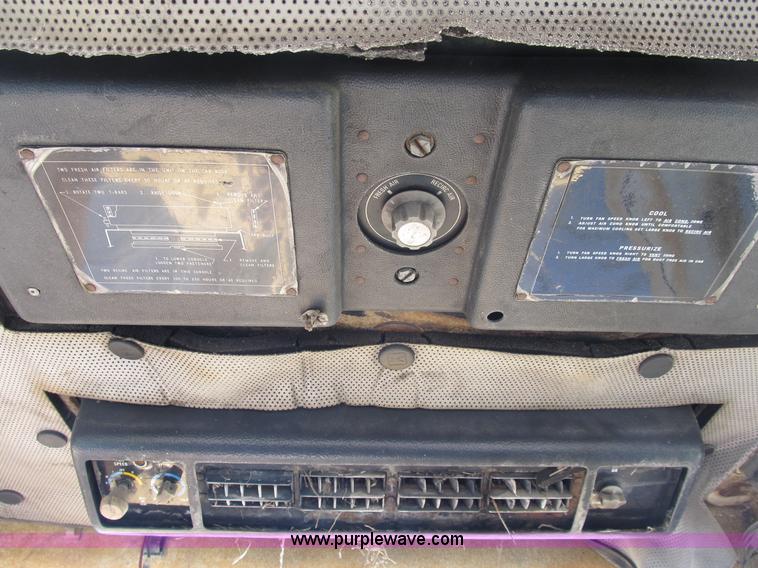 image for item B2887 International Harvester D400 dozer