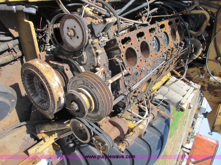 image for item B2887 International Harvester D400 dozer