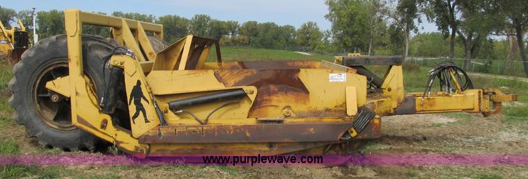 image for item B2903 Scoop-all 17P2T Big Foot hydraulic scraper