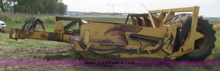 image for item B2903 Scoop-all 17P2T Big Foot hydraulic scraper