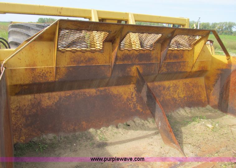 image for item B2903 Scoop-all 17P2T Big Foot hydraulic scraper