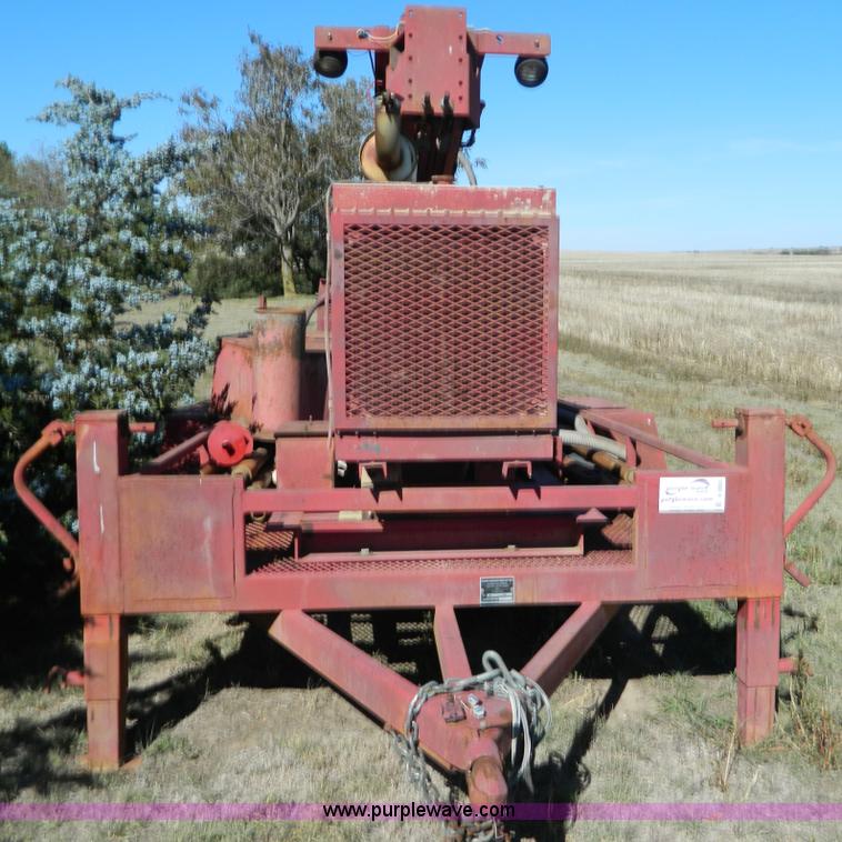 image for item B3928 1993 Buck-rogers 760 portable drill rig