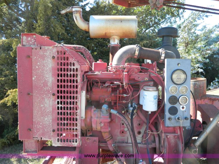 image for item B3928 1993 Buck-rogers 760 portable drill rig