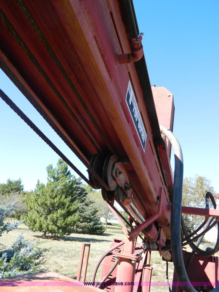 image for item B3928 1993 Buck-rogers 760 portable drill rig