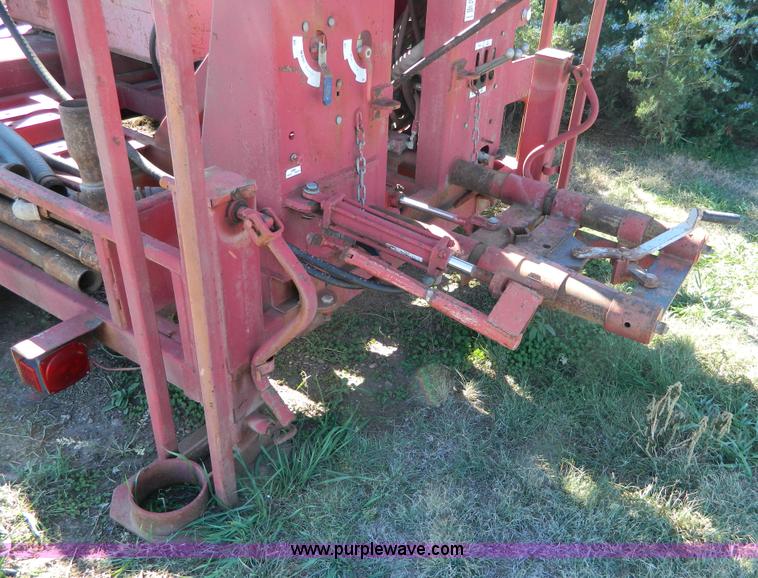 image for item B3928 1993 Buck-rogers 760 portable drill rig