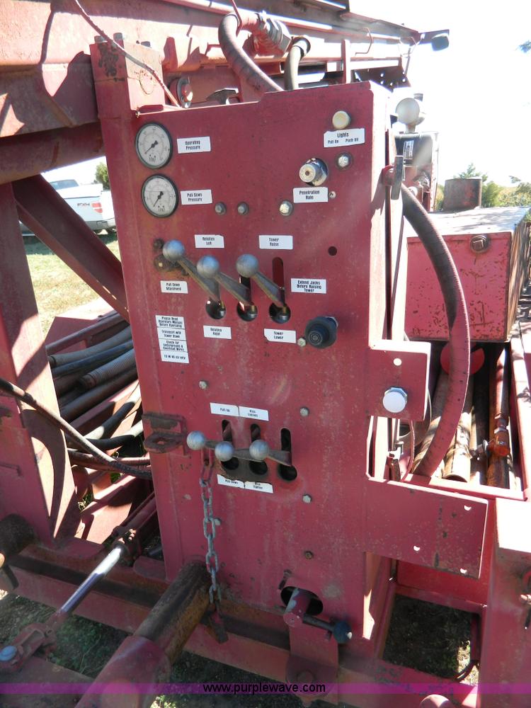 image for item B3928 1993 Buck-rogers 760 portable drill rig