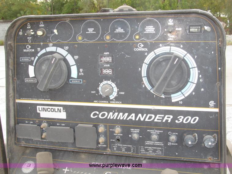 image for item B5228 Lincoln Electric Commander 300 portable welder/generator