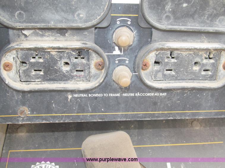 image for item B5228 Lincoln Electric Commander 300 portable welder/generator