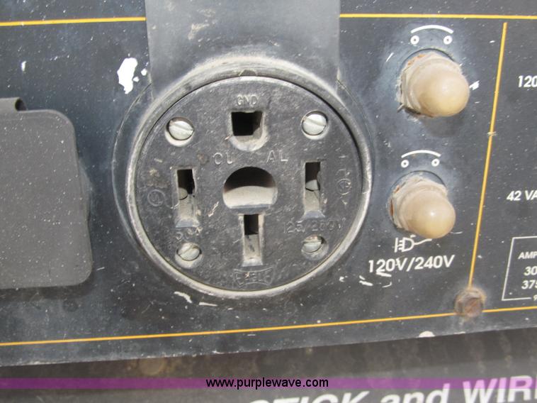 image for item B5228 Lincoln Electric Commander 300 portable welder/generator