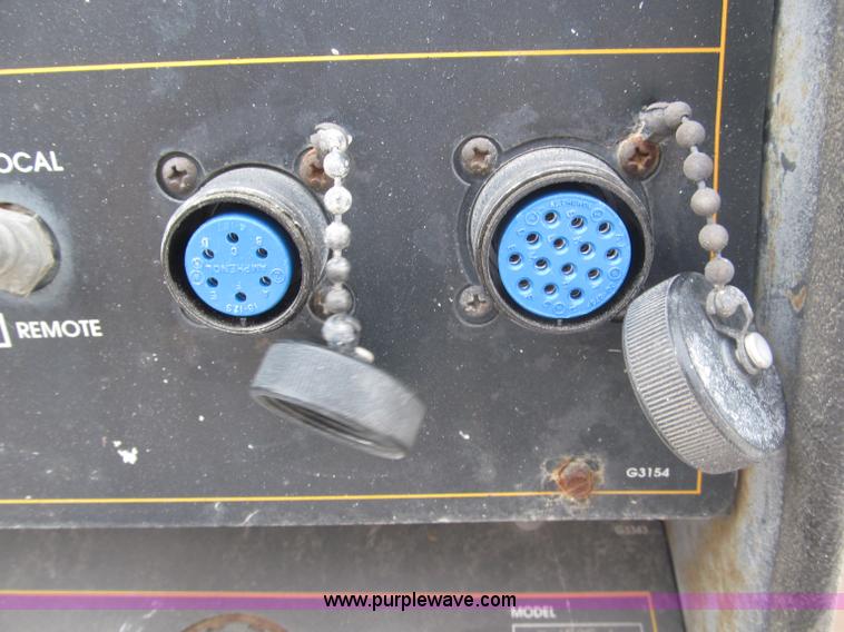 image for item B5228 Lincoln Electric Commander 300 portable welder/generator