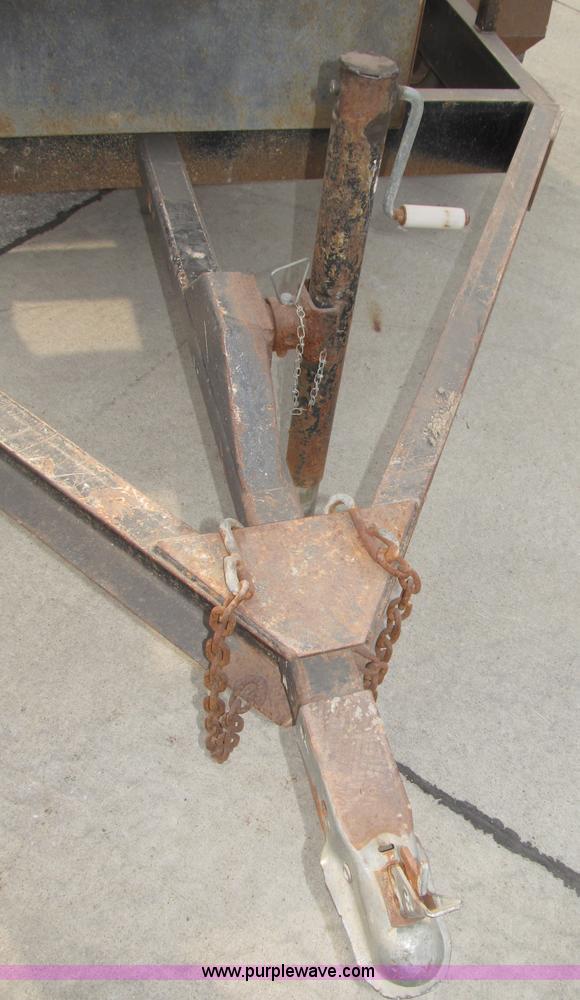 image for item B5228 Lincoln Electric Commander 300 portable welder/generator