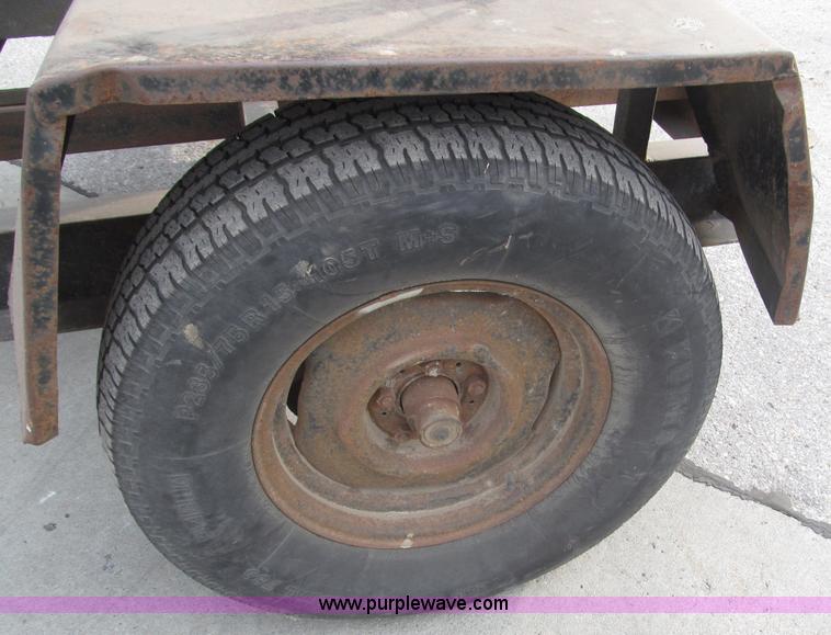 image for item B5228 Lincoln Electric Commander 300 portable welder/generator