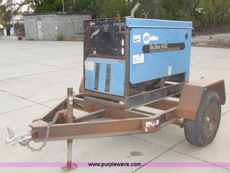 image for item B5229 Miller Big Blue 400D portable welder/generator