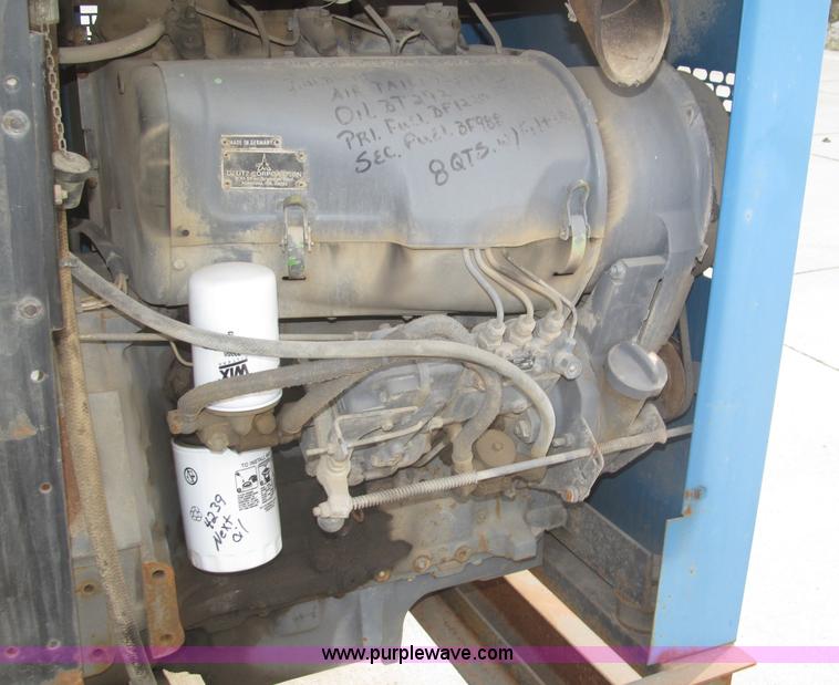 image for item B5229 Miller Big Blue 400D portable welder/generator