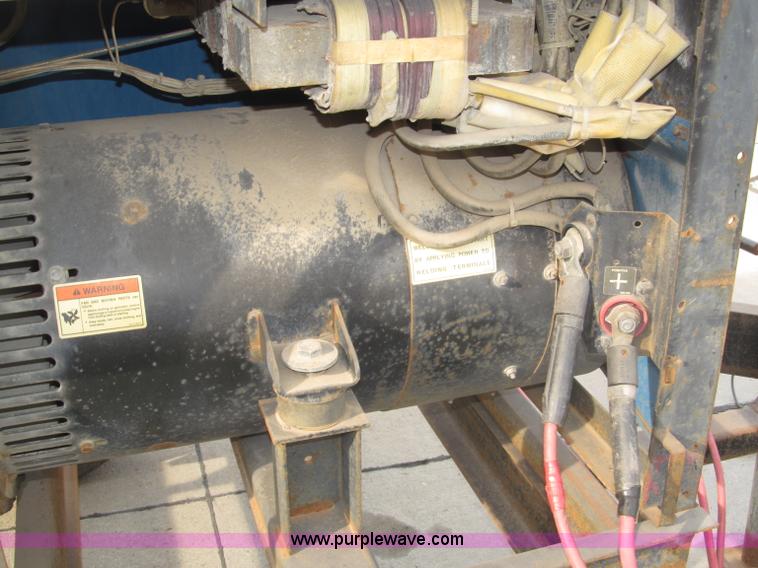 image for item B5229 Miller Big Blue 400D portable welder/generator