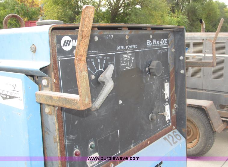 image for item B5229 Miller Big Blue 400D portable welder/generator