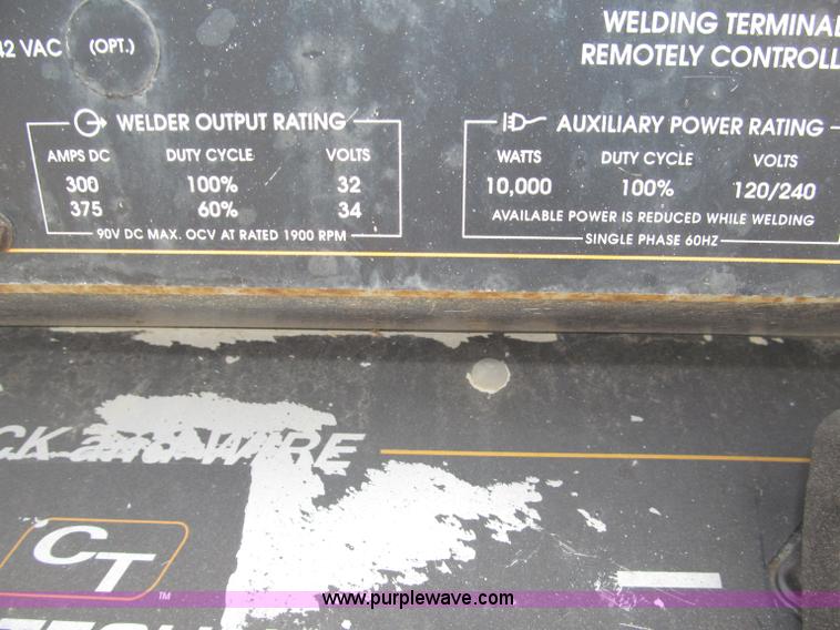 image for item B5230 Lincoln Electric Commander 300 portable welder/generator