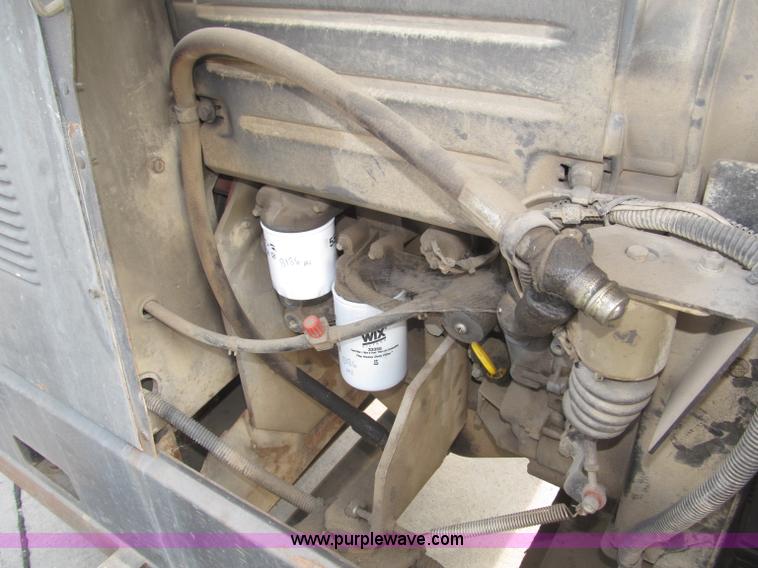 image for item B5230 Lincoln Electric Commander 300 portable welder/generator