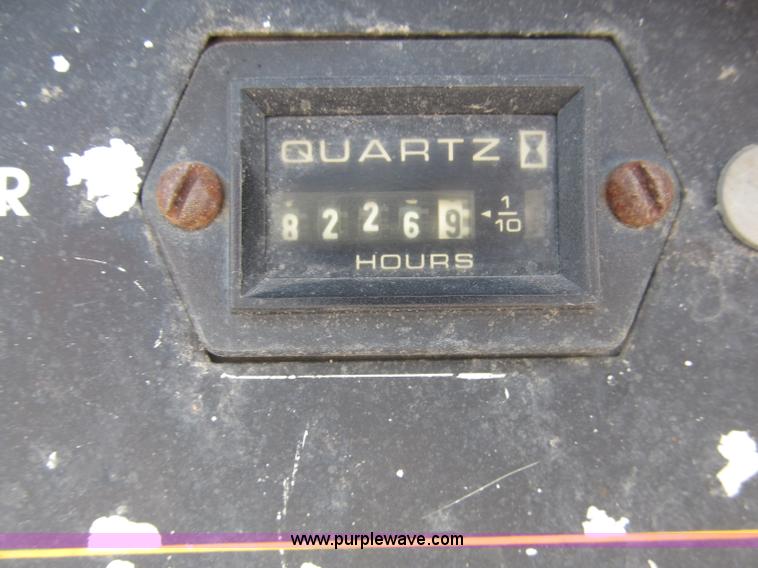 image for item B5231 Lincoln Electric Commander 300 portable welder/generator