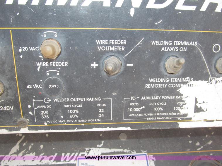 image for item B5231 Lincoln Electric Commander 300 portable welder/generator