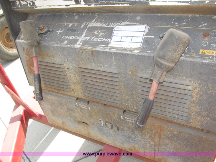 image for item B5231 Lincoln Electric Commander 300 portable welder/generator
