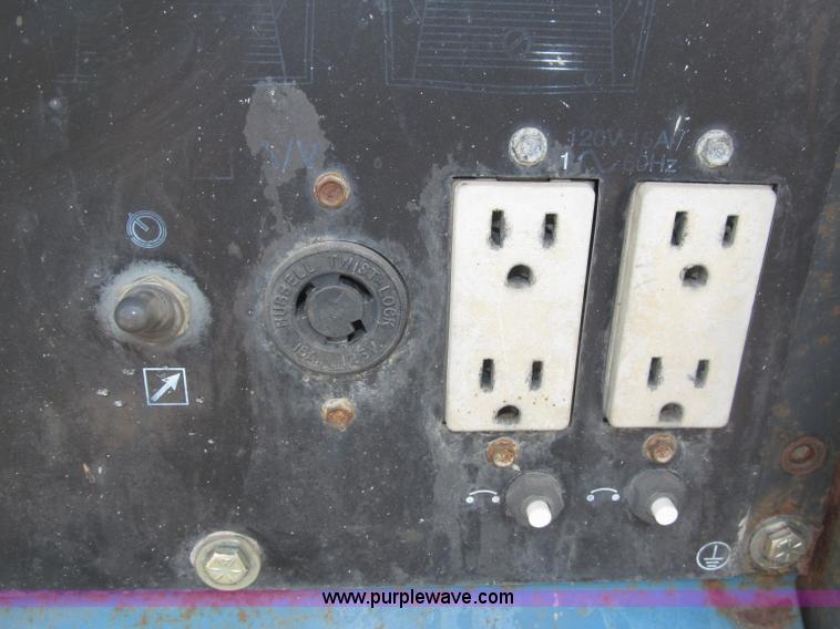 image for item B5232 Miller Big Blue 251D portable welder/generator