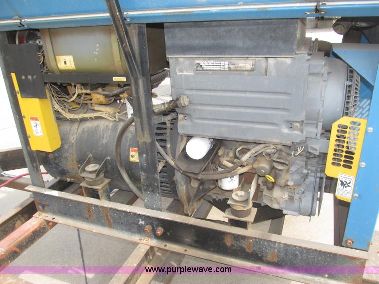 image for item B5232 Miller Big Blue 251D portable welder/generator