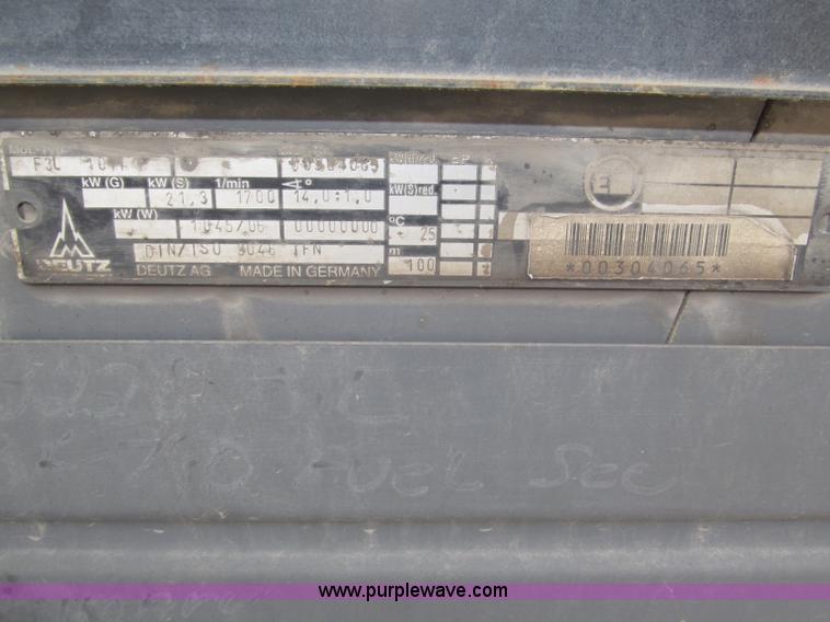 image for item B5232 Miller Big Blue 251D portable welder/generator