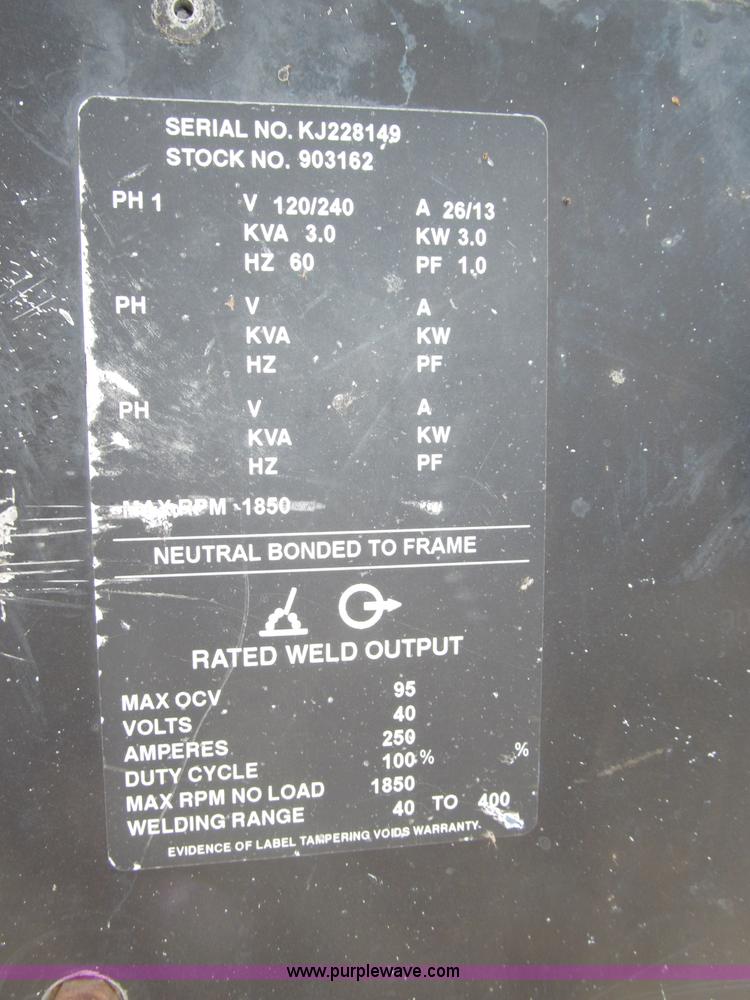 image for item B5232 Miller Big Blue 251D portable welder/generator