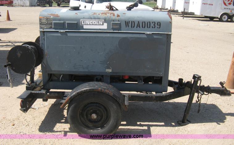 image for item B8154 Lincoln Classic II portable welder/generator