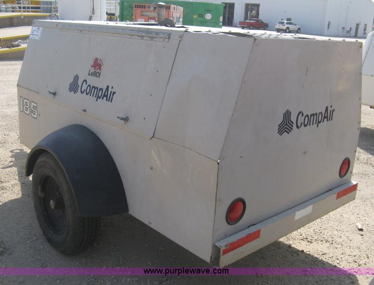 image for item B8156 1999 LeRoi Comp Air 185 mobile compressor