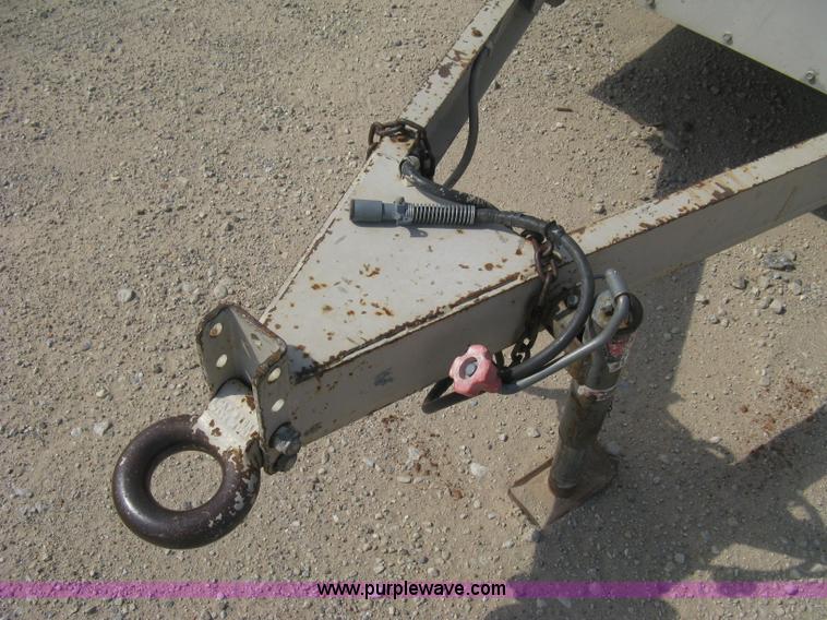 image for item B8156 1999 LeRoi Comp Air 185 mobile compressor