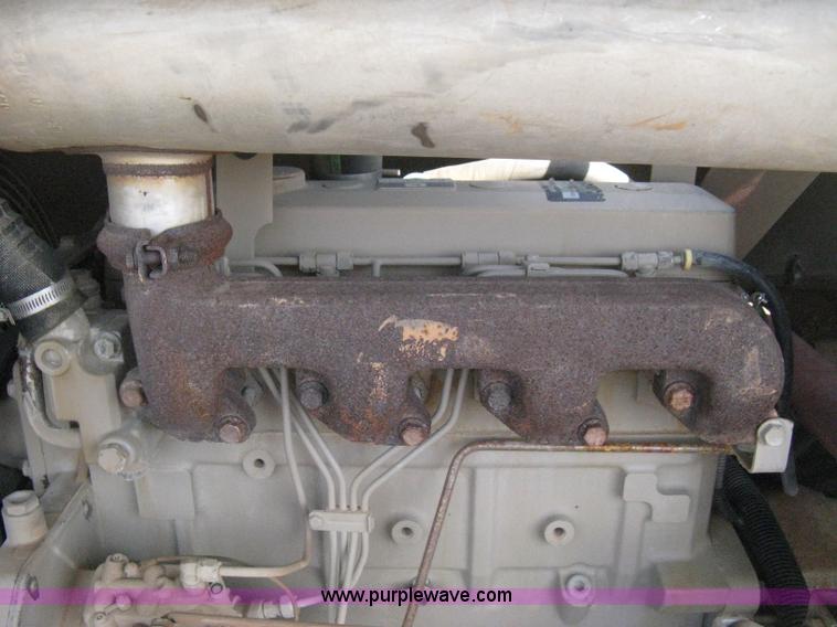 image for item B8156 1999 LeRoi Comp Air 185 mobile compressor