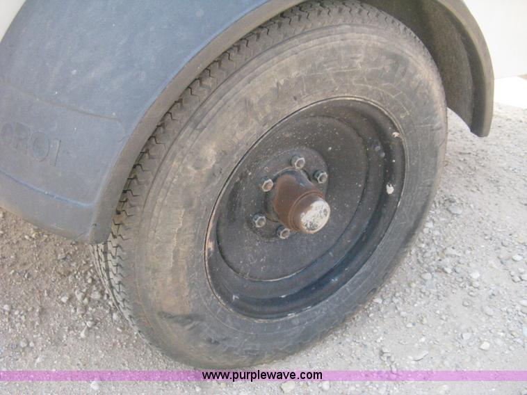 image for item B8156 1999 LeRoi Comp Air 185 mobile compressor