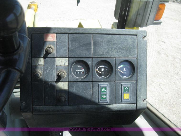 image for item B8161 New Holland LW50 articulated wheel loader