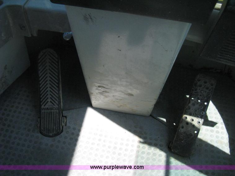 image for item B8161 New Holland LW50 articulated wheel loader